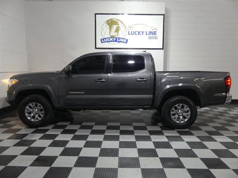 Used 2019 Toyota Tacoma SR5 image 7