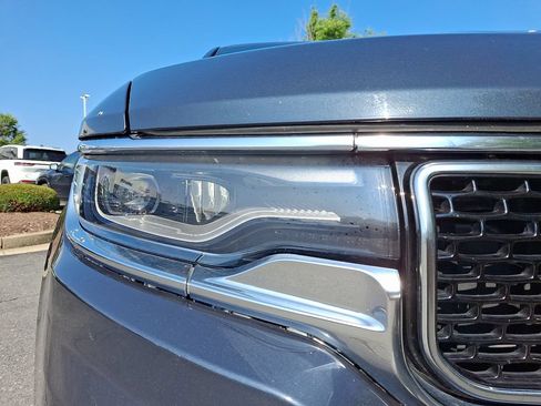 Used 2024 Jeep Wagoneer Series II w/ Flexible Seating Group AWD/4WD image 9