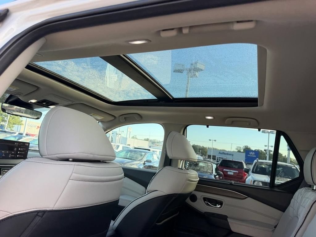 New 2026 Honda Pilot Elite image 11