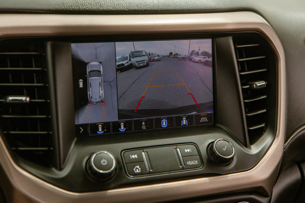 Used 2020 GMC Acadia Denali AWD/4WD image 15