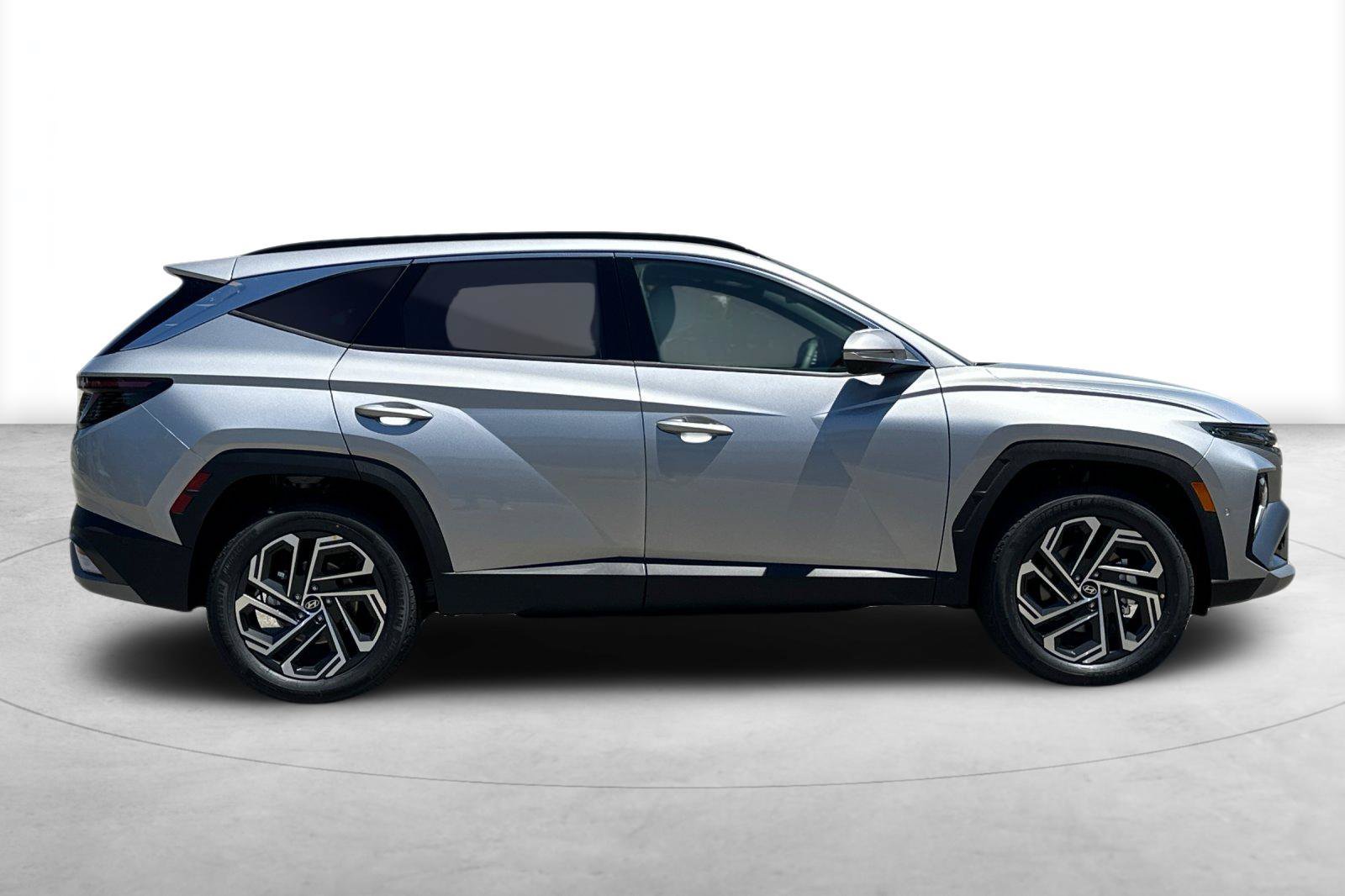 New 2026 Hyundai Tucson Limited AWD/4WD image 5