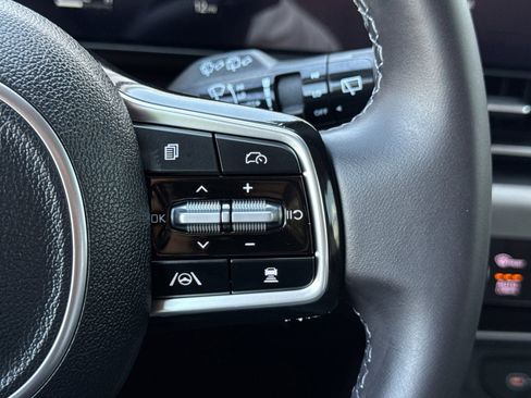 New 2026 Kia Carnival SX w/ SX Dark Edition Package image 29