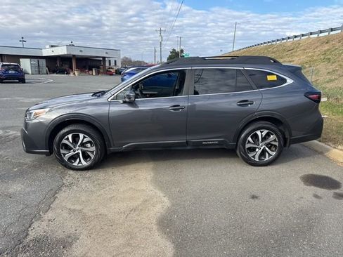 Used 2022 Subaru Outback Limited w/ Popular Package #2 image 4