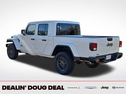New 2026 Jeep Gladiator Sport