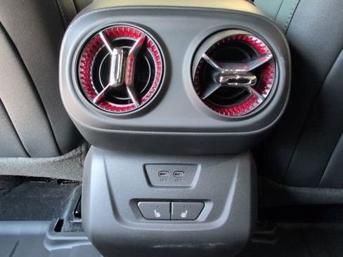 New 2025 Chevrolet Blazer EV RS image 12