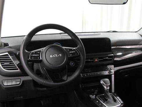 Used 2024 Kia Seltos S image 6