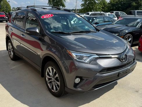 Used 2017 Toyota RAV4 Limited AWD/4WD image 2