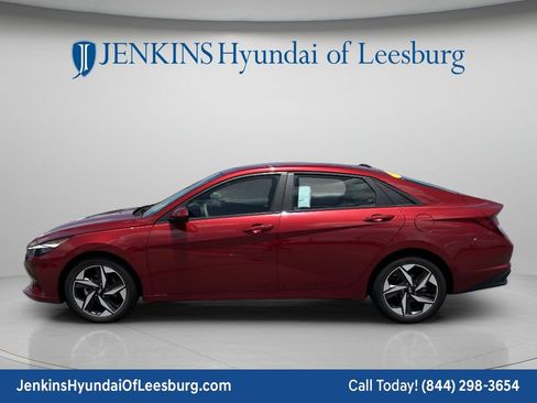 Certified 2023 Hyundai Elantra SEL w/ Convenience Package FWD image 10