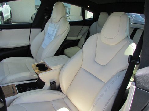 Used 2020 Tesla Model S Long Range Plus AWD/4WD image 16