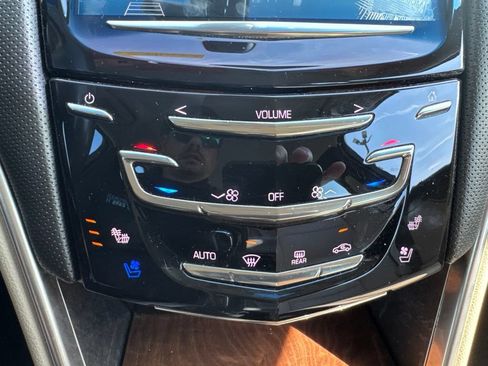 Used 2019 Cadillac XTS Luxury FWD image 20