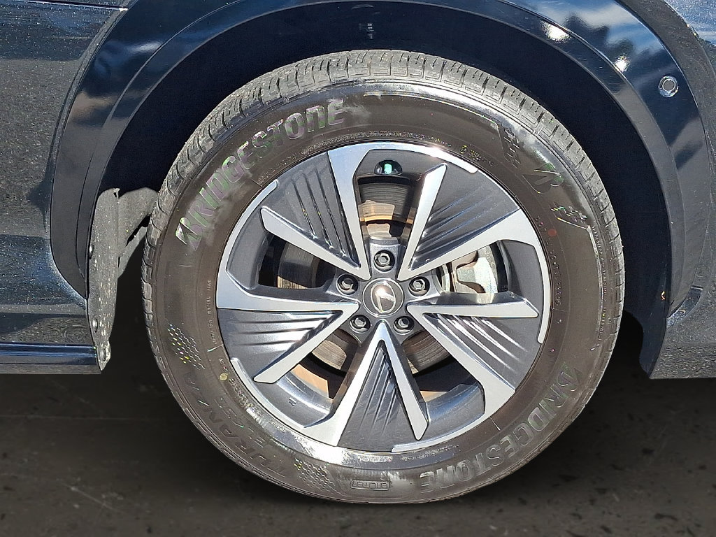 Certified 2023 Lexus RZ 450e Premium w/ Technology Package AWD/4WD image 10
