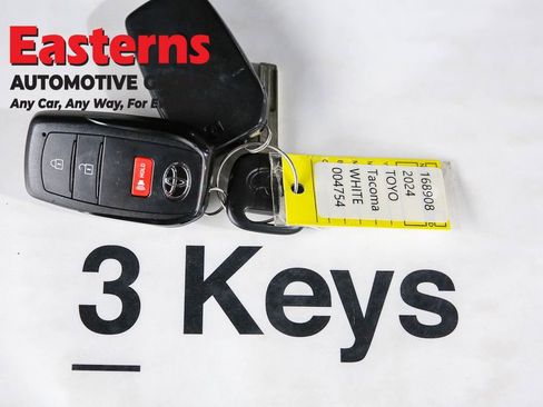 Used 2024 Toyota Tacoma SR image 22