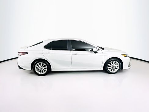 Used 2024 Toyota Camry LE FWD image 10