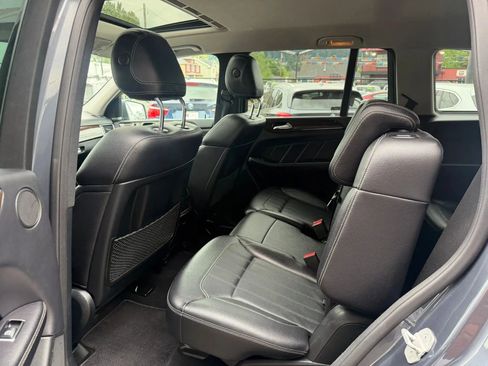 Used 2015 Mercedes-Benz GL 450 4MATIC w/ Parking Assist Package image 13