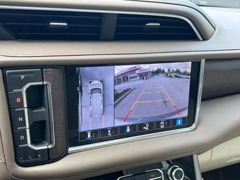 Used 2021 GMC Yukon XL Denali w/ Denali Ultimate Package AWD/4WD image 26
