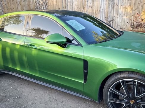 Used 2018 Porsche Panamera 4 AWD/4WD image 15