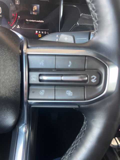 Used 2026 GMC Acadia Elevation FWD image 19