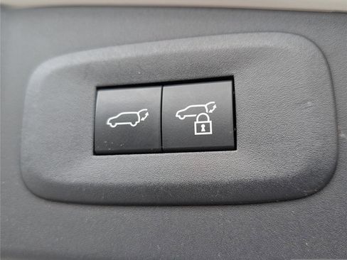 Used 2023 Lexus RZ 450e Premium image 14