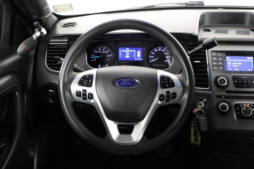 Used 2017 Ford Taurus Police Interceptor AWD image 7