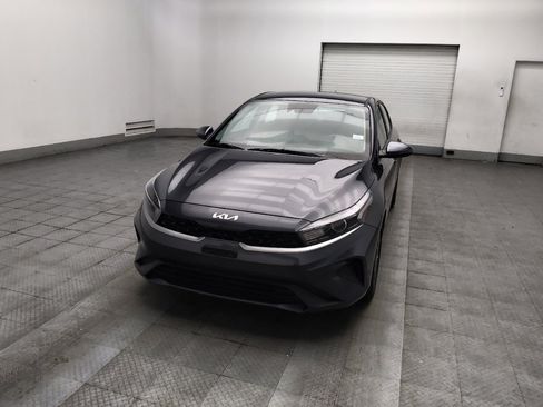 Used 2024 Kia Forte LXS w/ LXS Technology Package FWD image 15