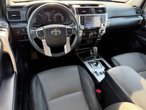 Certified 2021 Toyota 4Runner SR5 Premium w/ Moonroof Package AWD/4WD image 34