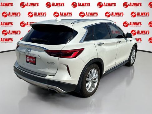 Used 2019 INFINITI QX50 Essential w/ Premium Heat Package FWD image 5