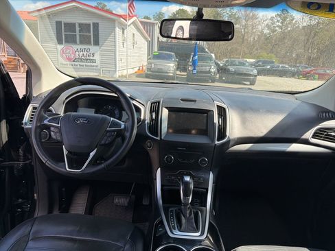 Used 2018 Ford Edge SEL w/ Equipment Group 201A image 10