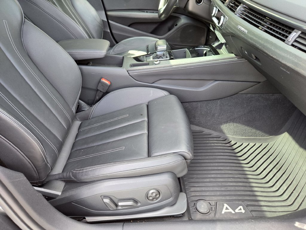 Used 2022 Audi A4 2.0T Premium Plus w/ Premium Plus Package AWD/4WD image 38