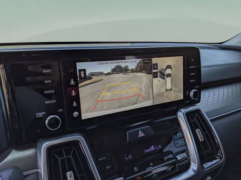 Used 2023 Kia Sorento SX image 26