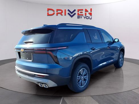 New 2026 Chevrolet Traverse LT w/ Driver Confidence Package image 5