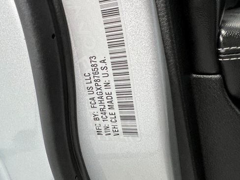 Certified 2023 Jeep Grand Cherokee Altitude image 49