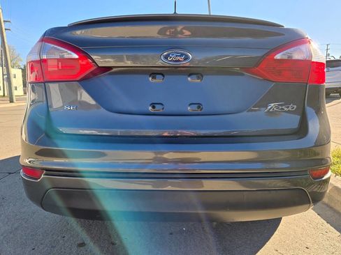 Used 2015 Ford Fiesta SE w/ Comfort Package image 10