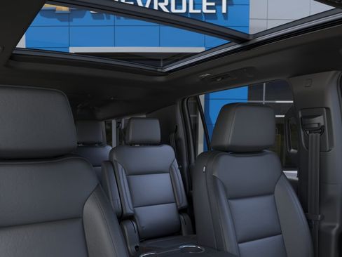 New 2026 Chevrolet Suburban LT w/ Comfort Package RWD image 24