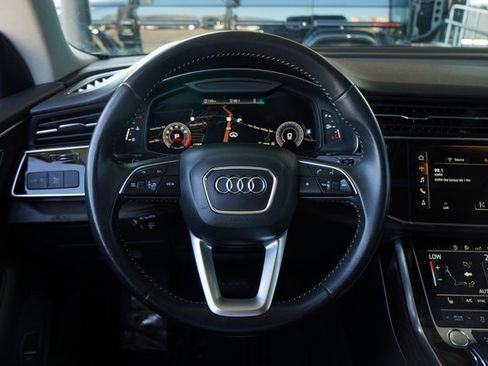 Used 2019 Audi Q8 Premium w/ Convenience Package image 17