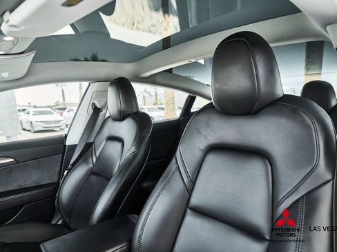 Used 2023 Tesla Model 3 Standard Range RWD image 32