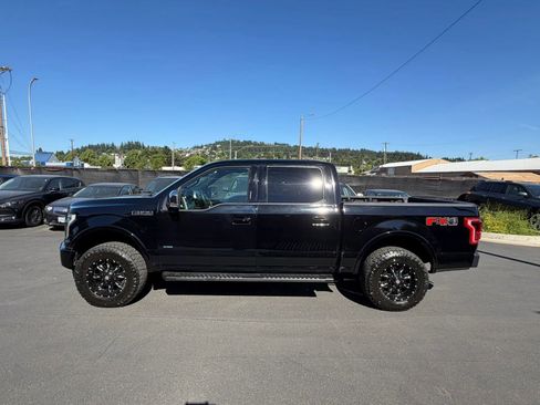 Used 2017 Ford F150 Lariat w/ Equipment Group 502A Luxury AWD/4WD image 7