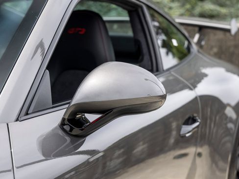 Certified 2018 Porsche 911 GT3 RWD image 19
