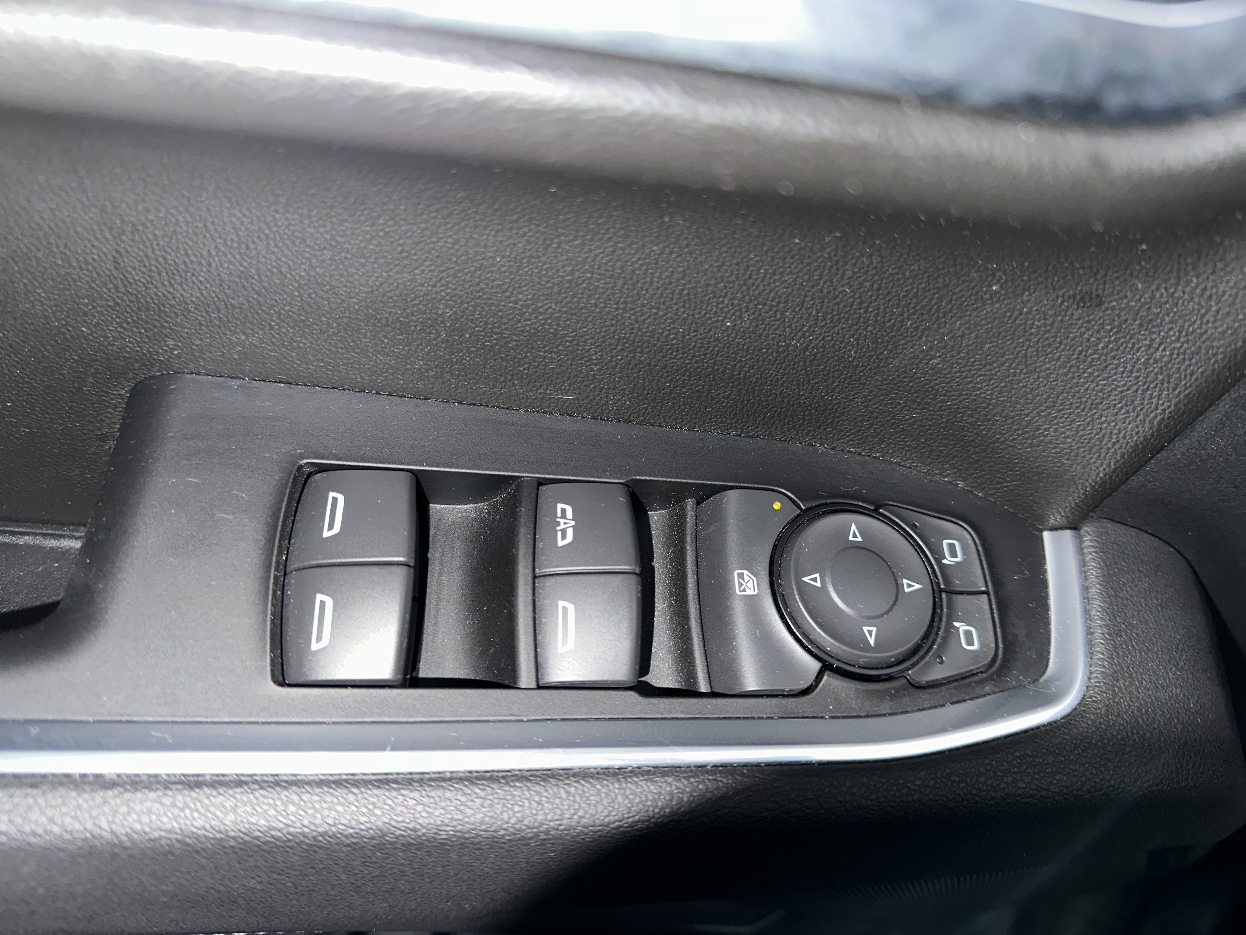Used 2026 Chevrolet Silverado 1500 LT AWD/4WD image 17