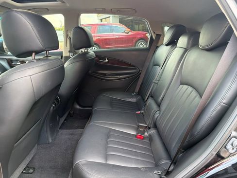 Used 2017 INFINITI QX50 AWD w/ Premium Package image 38