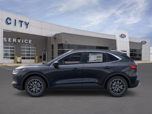 New 2025 Ford Escape SE w/ PHEV Premium Package FWD image 35