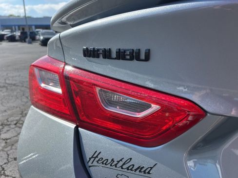 Used 2024 Chevrolet Malibu RS FWD image 13