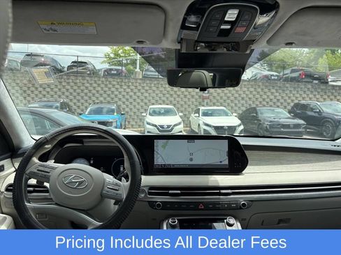 Used 2023 Hyundai Palisade Calligraphy FWD image 6