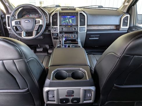 Used 2020 Ford F150 Lariat w/ Equipment Group 502A Luxury AWD/4WD image 28