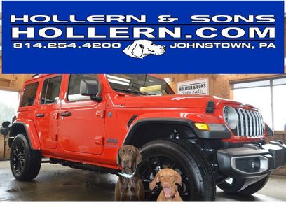 Used 2025 Jeep Wrangler Unlimited Sahara w/ Safety Group