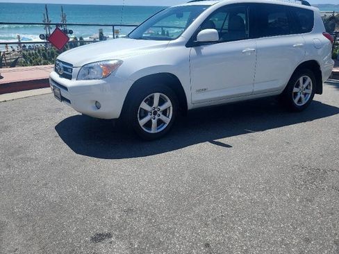 Used 2008 Toyota RAV4 Limited AWD/4WD image 1