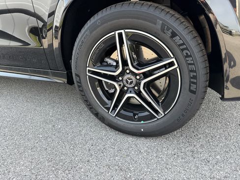 New 2026 Mercedes-Benz GLE 350 4MATIC image 9