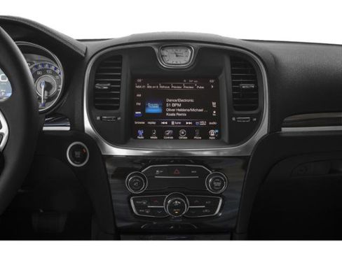Used 2015 Chrysler 300 Limited w/ Driver Convenience Group AWD/4WD image 15