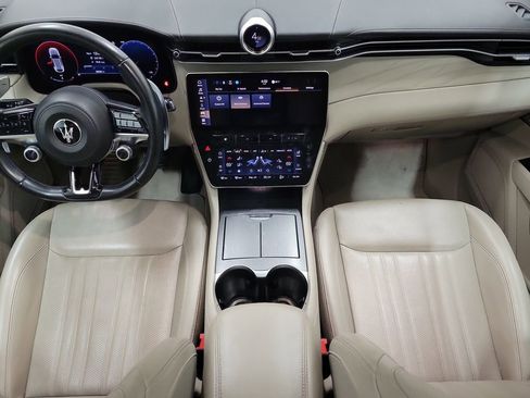 Used 2023 Maserati Grecale GT image 16