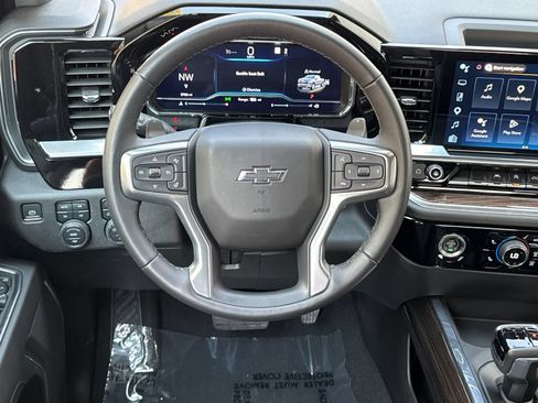 Used 2023 Chevrolet Silverado 1500 RST AWD/4WD image 14