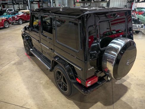 Used 2014 Mercedes-Benz G 63 AMG 4MATIC image 16